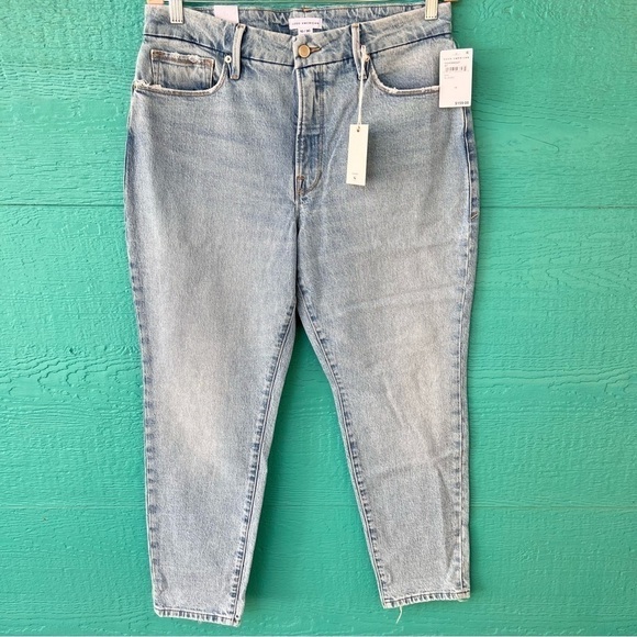 GOOD AMERICAN GOOD GIRLFRIEND HIGH SIZE 30/10 LIGHTWASH JEANS NWT - Picture 2 of 8